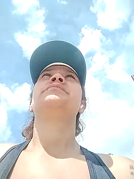 Cielo carpentier69 online show from April 18, 2026, 2:43 pm