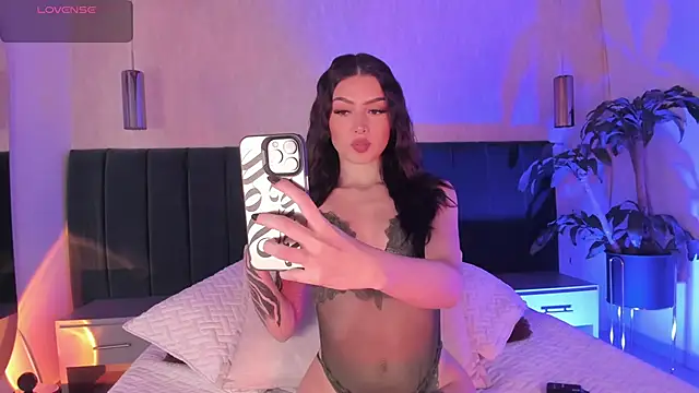 Giselle royy online show from January 9, 2026, 6:21 pm