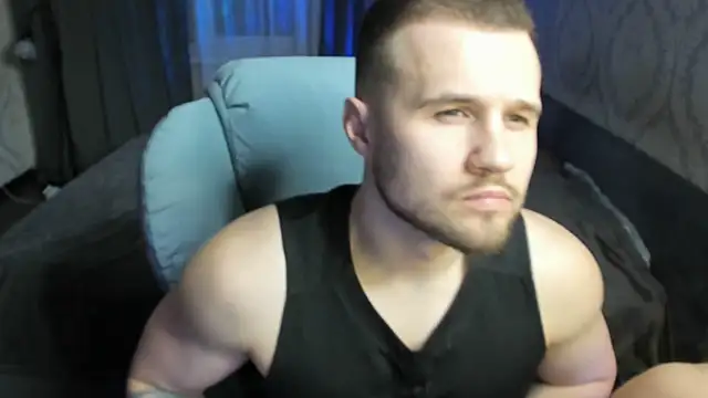 Snapshot of Vladik_b chatting on March 17, 2025, 5:38 pm Vladik b online show from March 17, 2025, 5:38 pm