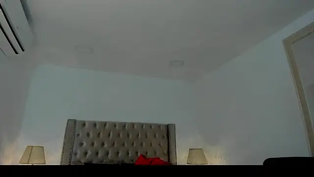 CandieGilson   online show from November 20, 2025, 12:16 pm