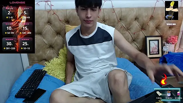 Estiv18  online show from March 22, 2025, 6:33 am