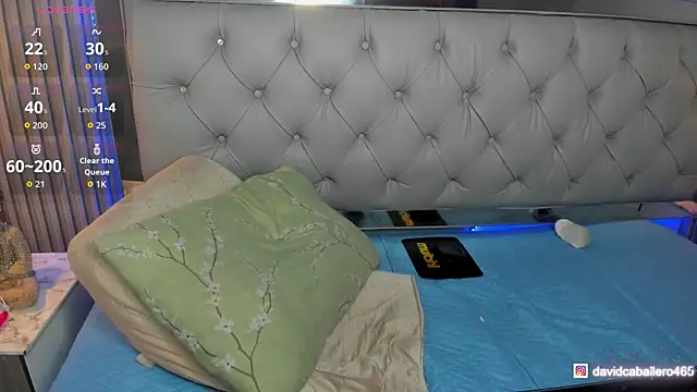 Estiv18  online show from April 9, 2026, 2:11 am