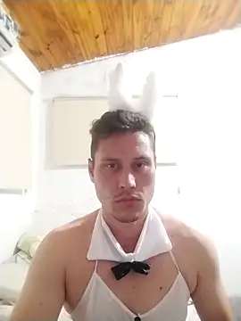 edenparaisocam online show from November 4, 2025, 11:04 pm