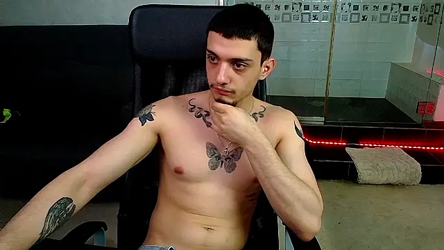 OscarGriffin online show from February 24, 2025, 11:43 am