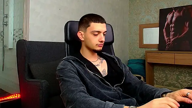 OscarGriffin online show from March 5, 2025, 6:01 am