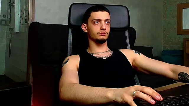 OscarGriffin online show from March 12, 2025, 1:30 pm