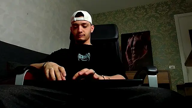 OscarGriffin online show from March 13, 2025, 5:33 am