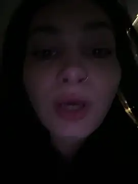 lunalovelee online show from April 2, 2026, 6:16 pm