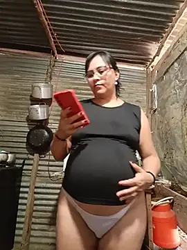 Snapshot of promiscuous-indecent-momm chatting on July 16, 2026, 8:48 pm promiscuous-indecent-momm online show from July 16, 2026, 8:48 pm