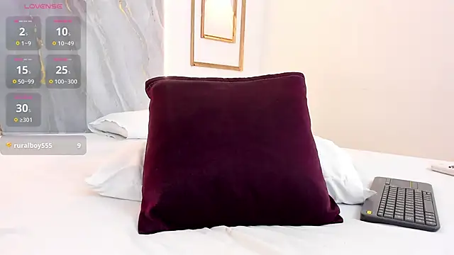 KylieGomeez online show from February 21, 2025, 10:48 pm