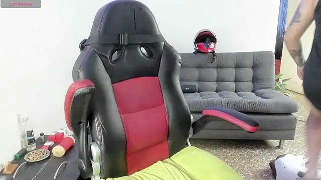 ragnar lothbrok777 online show from October 9, 2025, 8:18 pm