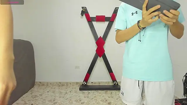 Isak Millan online show from October 7, 2025, 9:56 pm