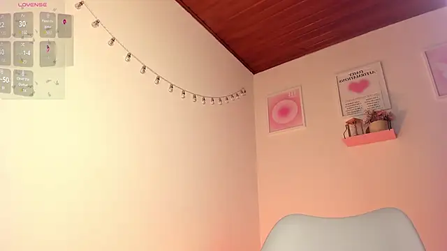 Amygoddess online show from March 7, 2025, 11:49 pm