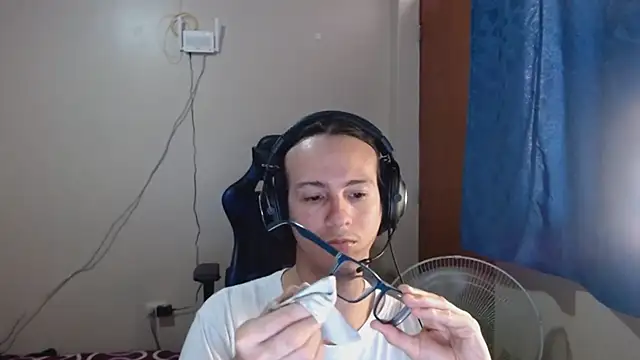 cholitohermoso online show from February 13, 2025, 10:11 pm