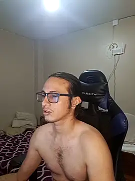 cholitohermoso online show from February 16, 2025, 9:59 pm