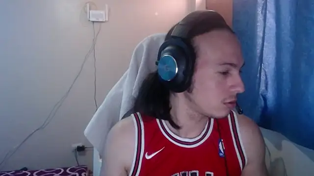 cholitohermoso online show from March 16, 2025, 6:55 pm