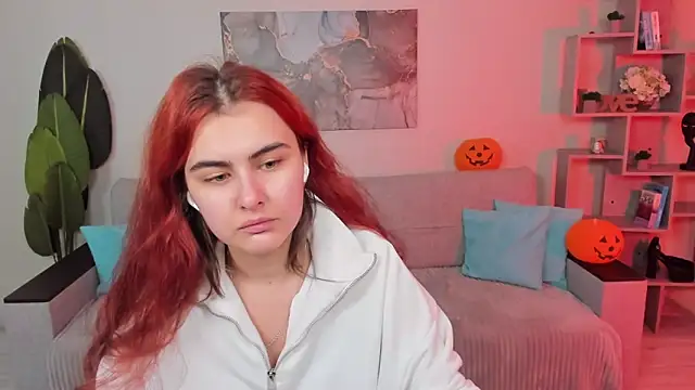 GabriellaMays online show from November 9, 2025, 5:06 am