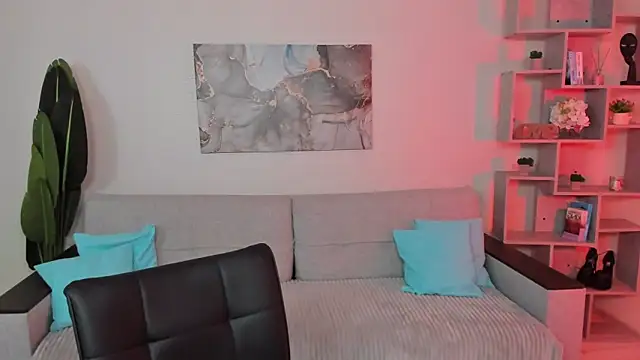 GabriellaMays online show from February 11, 2026, 5:12 am