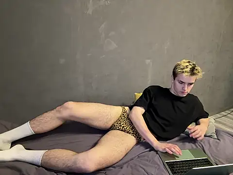 EdwinBlaze online show from February 14, 2025, 11:21 am