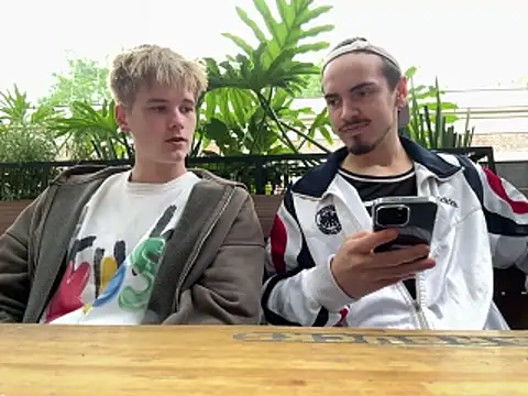 EdwinBlaze online show from November 8, 2025, 6:51 pm