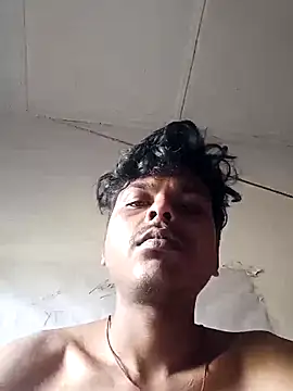 Snapshot of boyyouwant33 chatting on March 21, 2025, 3:22 am boyyouwant33 online show from March 21, 2025, 3:22 am