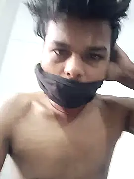 Snapshot of boyyouwant33 chatting on March 22, 2025, 12:25 pm boyyouwant33 online show from March 22, 2025, 12:25 pm