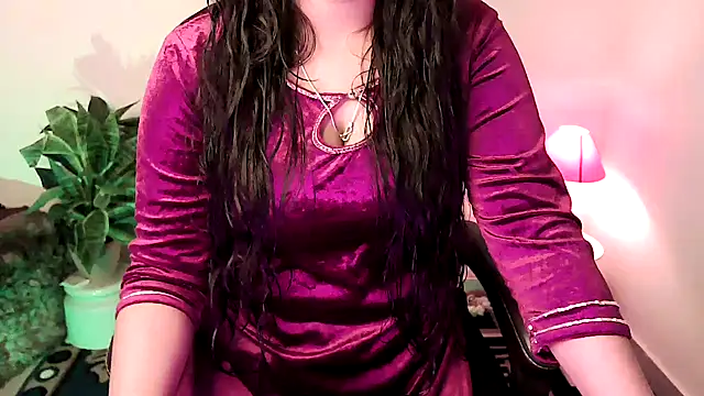 megancatluna online show from December 22, 2025, 4:53 am