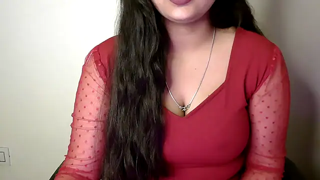 Snapshot of megancatluna chatting on February 19, 2026, 8:10 am megancatluna online show from February 19, 2026, 8:10 am