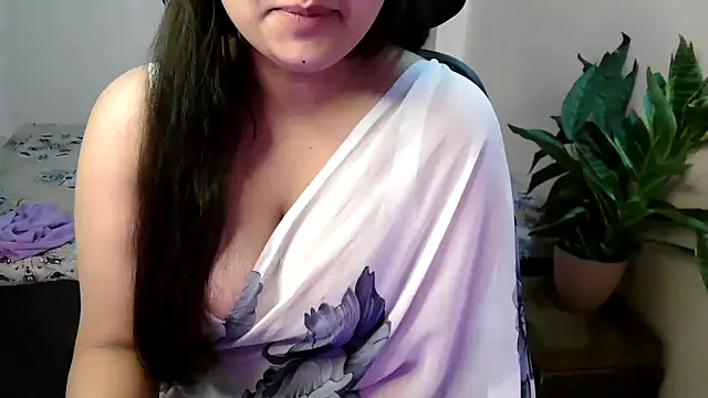 Snapshot of megancatluna chatting on February 25, 2026, 12:59 pm megancatluna online show from February 25, 2026, 12:59 pm