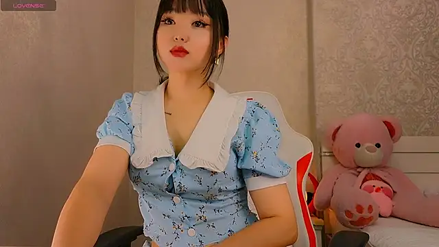 Demonic Angel  online show from May 19, 2026, 3:29 pm