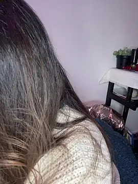  ivyginger online show from March 16, 2026, 5:44 am