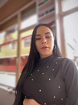 Naatalia online show from November 8, 2025, 5:34 pm