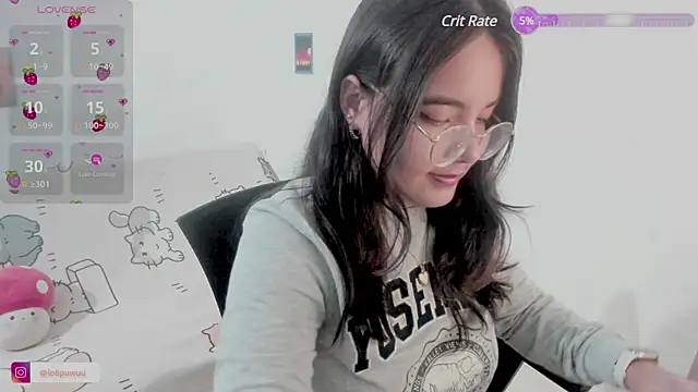 Naoko 7w7 online show from March 14, 2025, 1:24 pm