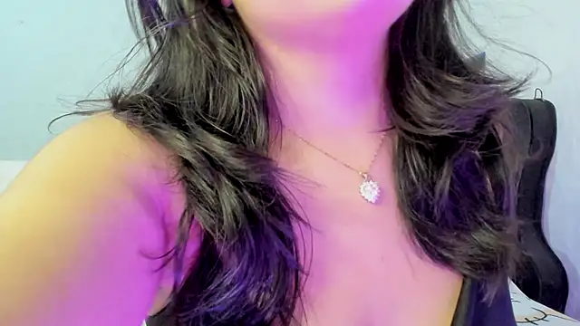 Naoko 7w7 online show from September 15, 2025, 10:32 pm