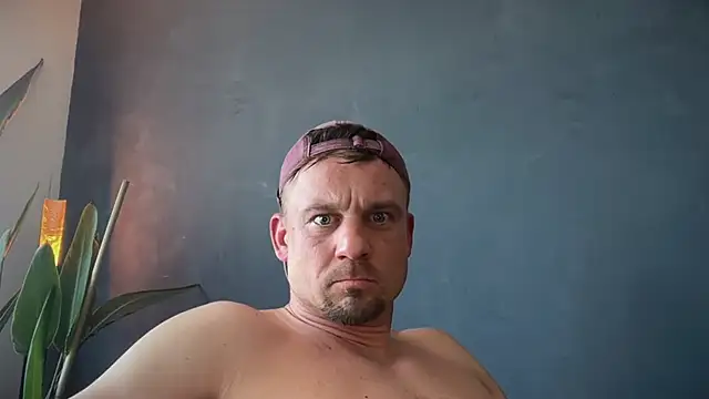 Hagener985 online show from April 7, 2026, 4:18 pm