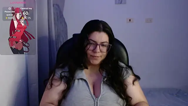 Snapshot of miss_nyxxx chatting on May 25, 2026, 10:43 am miss nyxxx online show from May 25, 2026, 10:43 am