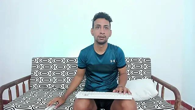 Extremely-Dirty-Sex online show from February 26, 2025, 11:37 pm