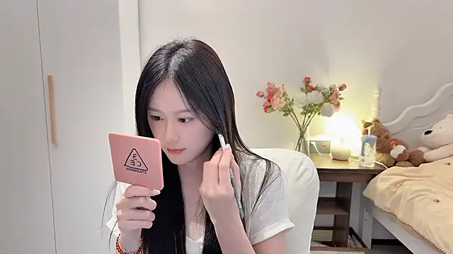 Cassie-20 online show from June 11, 2026, 9:51 am