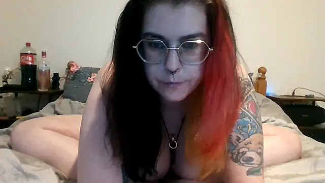 Tattooedlady 0626 online show from November 8, 2025, 3:23 pm