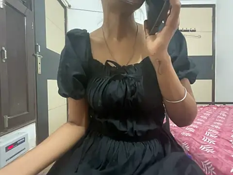 aliya bhatt online show from October 10, 2025, 3:33 pm