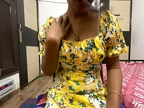 aliya bhatt online show from October 14, 2025, 3:57 pm