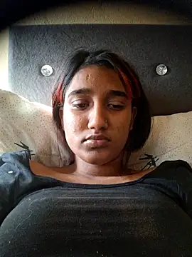 indianpink lips online show from May 28, 2026, 12:46 pm