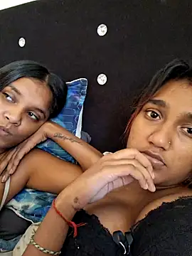 indianpink lips online show from July 12, 2026, 8:05 am