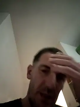 larcoeur online show from October 4, 2025, 5:44 pm