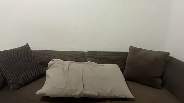 Snapshot of greekmythics chatting on April 8, 2026, 11:21 am greekmythics online show from April 8, 2026, 11:21 am