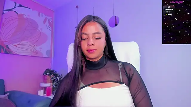 Snapshot of Bella_walker_ chatting on September 11, 2025, 8:31 pm Bella walker online show from September 11, 2025, 8:31 pm