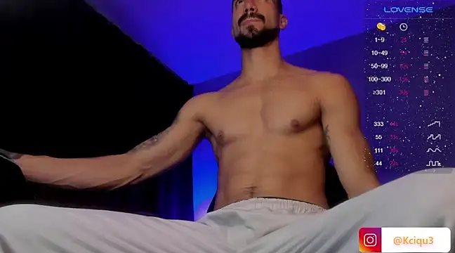 K cique online show from February 17, 2025, 10:58 pm