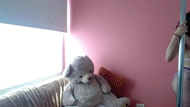 morahaze online show from December 17, 2024, 2:55 pm