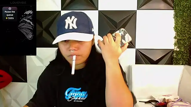 melany rouse18 online show from February 19, 2026, 2:07 am