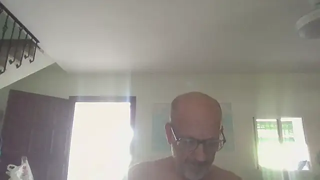Snapshot of llopaco chatting on July 10, 2026, 5:04 pm llopaco online show from July 10, 2026, 5:04 pm